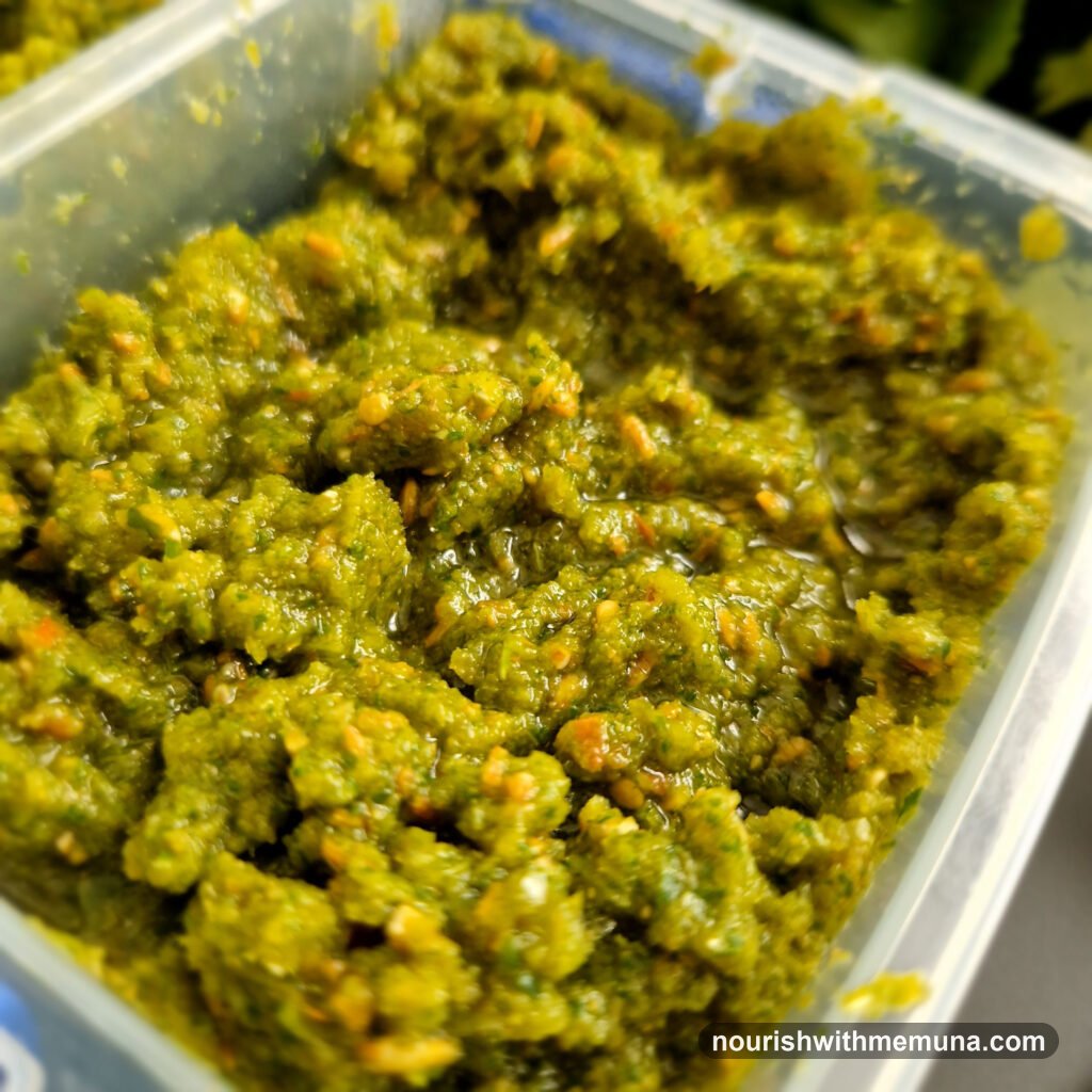 Lila Masala Close up